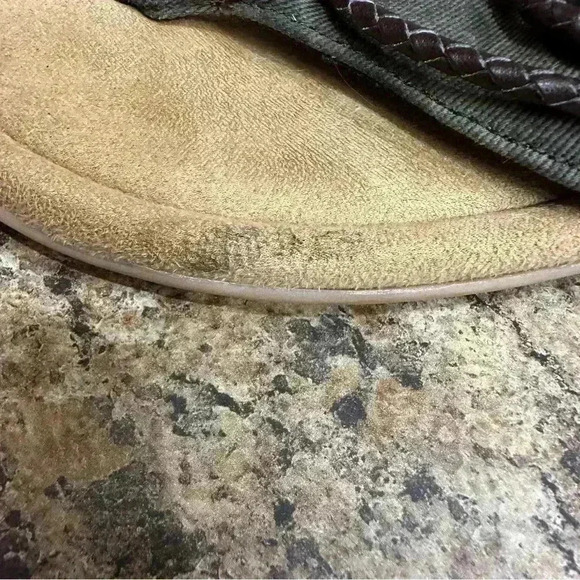 Minnetonka Women's 'Silverthorne 360' Flip Flop Sandals with Camo Strap Size 10 - Picture 2 of 8